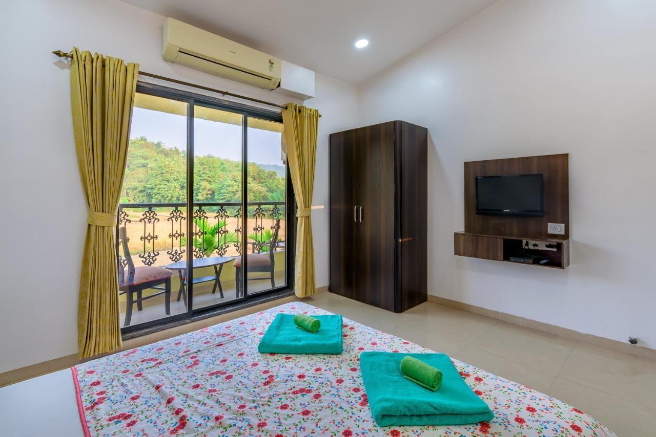 Saffronstays Ocean Breeze, Guhagar Exterior photo